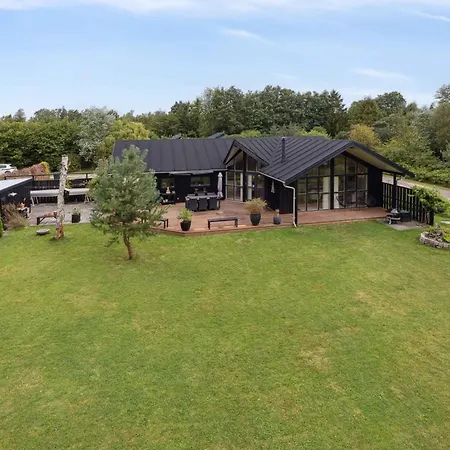 Casa vacanze Lovely In Helberskov Hadsund
